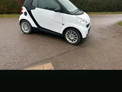 Weiß Gebraucht 2010 Smart ForTwo Coupé Coupé | 3.600 € (Fairer Preis)