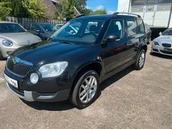 Schwarz Gebraucht 2010 Skoda Yeti Experience SUV | 7.950 € (Fairer Preis)