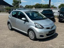 Silber Gebraucht 2010 Toyota Aygo Cool Kleinwagen | 1.499 € (Superpreis)
