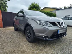 Silber Gebraucht 2016 Nissan Qashqai N-Connecta SUV | 13.200 € (Fairer Preis)