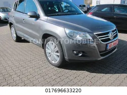 Grau Gebraucht 2011 VW Tiguan Team SUV | 8.999 € (Guter Preis)