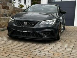 Grau Gebraucht 2019 Cupra Leon Kombi | 29.999 €