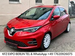 Rot Gebraucht 2021 Renault Zoe Life Kleinwagen | 10.900 € (Fairer Preis)