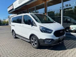 Weiß Gebraucht 2022 Ford Tourneo Custom Active Van / Kleinbus | 35.990 € (Fairer Preis)