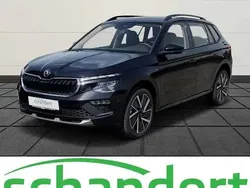 Schwarzmagic perleffekt (schwarz) metallic Gebraucht 2024 Skoda Kamiq Drive SUV | 29.770 € (Teuer)