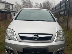Silber Gebraucht 2007 Opel Meriva Van / Kleinbus | 750 € (Guter Preis)