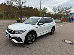 Weiß Gebraucht 2022 VW Tiguan Allspace R-line SUV | 36.500 € (Guter Preis)