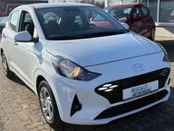 Weiß Neu 2024 Hyundai i10 Kleinwagen | 15.990 € (Fairer Preis)