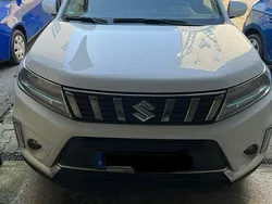 Weiß Gebraucht 2023 Suzuki Vitara Comfort SUV | 20.499 € (Fairer Preis)