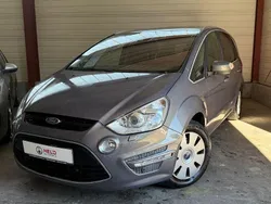 Grau Gebraucht 2015 Ford S-MAX Titanium Van / Kleinbus | 11.099 € (Superpreis)