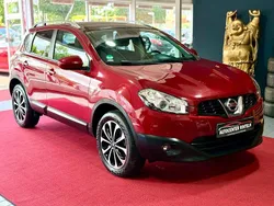 Rot Gebraucht 2011 Nissan Qashqai I-Way SUV | 8.490 € (Fairer Preis)