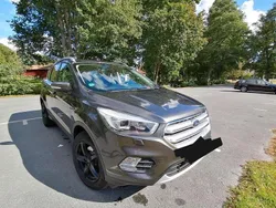 Grau Gebraucht 2019 Ford Kuga Titanium SUV | 16.000 € (Fairer Preis)