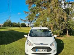 Weiß Gebraucht 2013 Ford B-MAX Van / Kleinbus | 8.355 € (Fairer Preis)