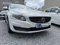 Weiß Gebraucht 2018 Volvo S60 Limousine | 11.990 € (Superpreis)
