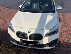 Weiß Gebraucht 2020 BMW 218 Active Tourer M Sport Van / Kleinbus | 18.999 € (Fairer Preis)