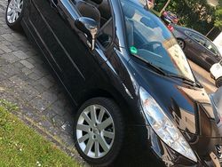 Schwarz Gebraucht 2008 Peugeot 207 CC Cabrio | 5.900 € (Teuer)