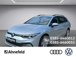 Silver metallic Gebraucht 2023 VW Golf VIII Life Kombi | 23.555 € (Guter Preis)