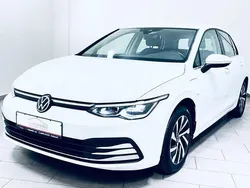Weiß Gebraucht 2022 VW Golf VIII Style Limousine | 20.880 € (Fairer Preis)