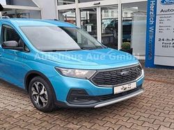 Blau Gebraucht 2023 Ford Tourneo Connect Active Van / Kleinbus | 28.990 € (Guter Preis)