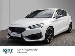 Candy weiß Gebraucht 2023 Cupra Leon VZ Limousine | 29.580 € (Guter Preis)