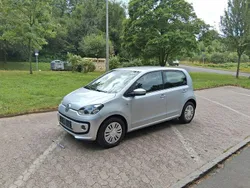 Silber Gebraucht 2012 VW up! move up! Kleinwagen | 4.500 € (Fairer Preis)