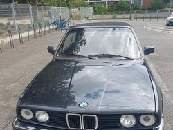 Schwarz Gebraucht 1988 BMW 320 Cabriolet Performance Cabrio | 13.500 €
