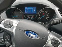 Blau Gebraucht 2014 Ford C-MAX Business Edition Van / Kleinbus | 9.900 € (Teuer)