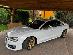 Weiß Gebraucht 2017 Audi S8 plus Ambiente Limousine | 48.500 € (Fairer Preis)