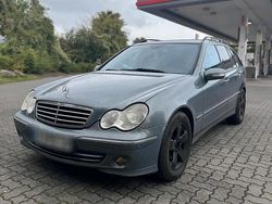 Blau Gebraucht 2005 Mercedes C220 Avantgarde Kombi | 1.750 € (Superpreis)