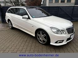 Diamantweiss Gebraucht 2010 Mercedes E350 Avantgarde Kombi | 8.900 € (Guter Preis)