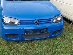 Blau Gebraucht 2001 VW Golf IV Limousine | 1.500 € (Fairer Preis)