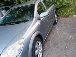 Silber Gebraucht 2007 Opel Astra Kombi | 1.600 € (Guter Preis)