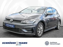 Grau Gebraucht 2019 VW Golf VII Highline Kleinwagen | 22.890 € (Teuer)