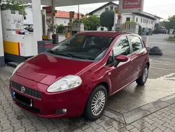 Rot Gebraucht 2009 Fiat Punto Active Kleinwagen | 2.800 € (Etwas zu teuer)