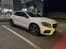 Weiß Gebraucht 2017 Mercedes GLA200 AMG line SUV | 18.300 € (Fairer Preis)