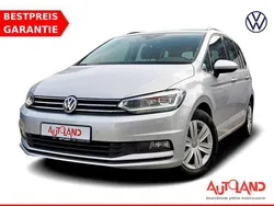 Andere Gebraucht 2019 VW Touran Comfortline Van / Kleinbus | 26.490 € (Etwas zu teuer)