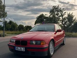 Rot Gebraucht 1994 BMW 318 M Sport Limousine | 4.199 €