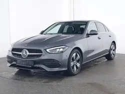 Grau Gebraucht 2024 Mercedes C200 Avantgarde Limousine | 38.919 € (Fairer Preis)