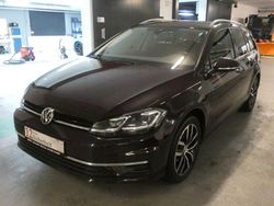 Black rubin Gebraucht 2018 VW Golf VII Sound Kombi | 12.999 € (Guter Preis)