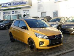 Gelb Gebraucht 2024 Mitsubishi Space Star Select+ Limousine | 15.950 € (Etwas zu teuer)