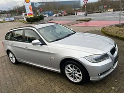 Grau Gebraucht 2012 BMW 318 Kombi | 3.400 € (Superpreis)