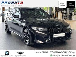 Black sapphire Gebraucht 2024 BMW 330 M Sport Kombi | 52.900 € (Teuer)