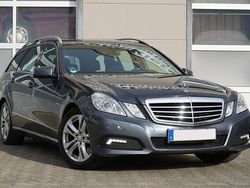 Grau Gebraucht 2010 Mercedes E350 Avantgarde Kombi | 10.500 € (Etwas zu teuer)