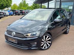 Schwarz Gebraucht 2016 VW Golf Sportsvan Highline Van / Kleinbus | 16.490 € (Fairer Preis)