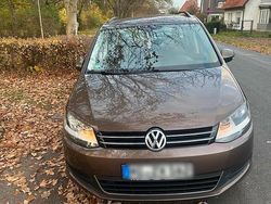 Braun Gebraucht 2011 VW Sharan Van / Kleinbus | 7.999 € (Fairer Preis)