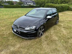 Schwarz Gebraucht 2017 VW Golf VII R Limousine | 24.900 € (Fairer Preis)