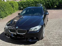 Blau Gebraucht 2015 BMW 530 M Performance Kombi | 18.400 € (Fairer Preis)