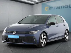 Blau Gebraucht 2024 VW Golf VIII Kleinwagen | 39.899 € (Guter Preis)