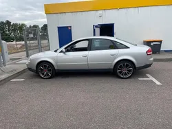 Silber Gebraucht 2001 Audi A6 Limousine | 2.000 € (Fairer Preis)
