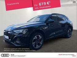 Mythosschwarz metallic Gebraucht 2023 Audi Q8 e-tron S-Line SUV | 44.900 € (Guter Preis)